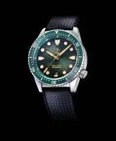 Zelos Mako V3 300m Steel 'Antique Green'
