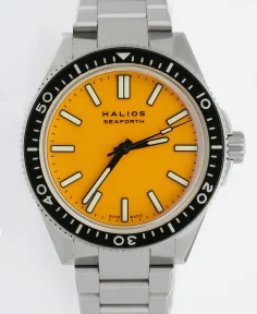 HALIOS SEAFORTH IV Bahama Yellow Rotating Bezel Elapsed Time Titanium Titanium Bracelet + Rubber Strap