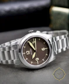 P-40 A-11 Pilot Brown Automatic