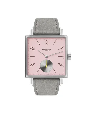 Nomos Glashütte Tetra – Die Wildentschlossene Reference 426