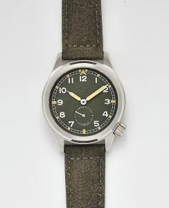 Vario 1945 D12 Army Green Field Watch