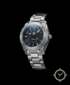 Thresher 500m GMT Coal Black