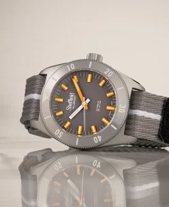 Sheffield Deep Gray 300