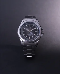 Makoto Watch Co Nagomi Black/Gray Dial