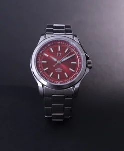 Makoto Watch Co Nagomi Red Dial