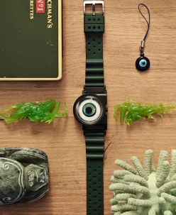 Andoandoando A-1 Custom: Green Eye Automatic