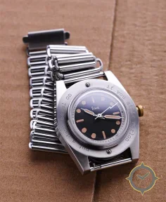 MECA REVOLT X seconde/seconde/