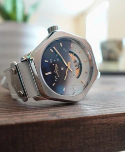 Northern Star Watch Illuminous Knight