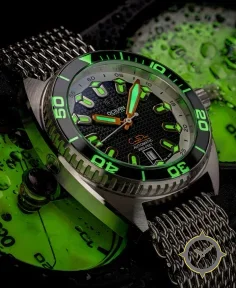 Ocean Crawler Core Diver Solid 925 Silver Case