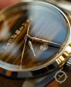 Katabami Watch Japan The "Tiger Eye" vertical