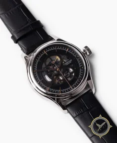 Voyager (Black/Gold)