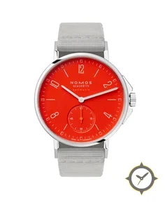 Nomos Glashütte Ahoi neomatik siren red