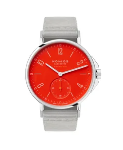 Nomos Glashütte Ahoi neomatik siren red Reference 563
