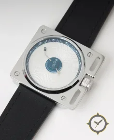 The Vinyl Record Watch by AndoAndoAndo x Esteemed Gentleman - Limited Edition
