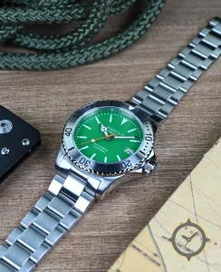 Aquatico Aquatico Dolphin Green Dial