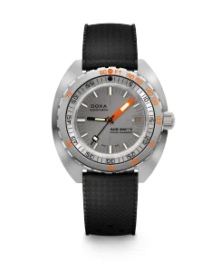 Doxa SUB 300 Ti5 Clive Cussler