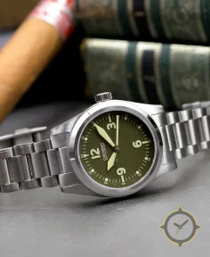 P-40 A-11 Pilot Green Automatic