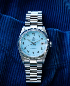 WMT Watches Cabochon – Arabic Numerals Edition