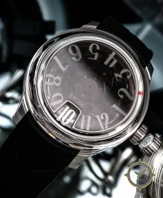 SB10 JUMPING HOUR – BLACK SAPPHIRE