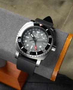 Raven Custom GMT - Smoke