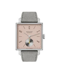 Nomos Glashütte Tetra – Die Kapriziöse Reference 424