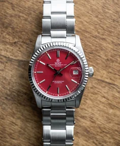 WMT Watches Cabochon – Glossy Red Dial