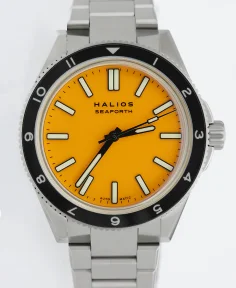 HALIOS SEAFORTH IV Bahama Yellow Rotating Bezel 12-hour Titanium Titanium Bracelet + Rubber Strap