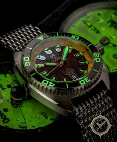 Ocean Crawler Core Diver Solid 925 Silver Case