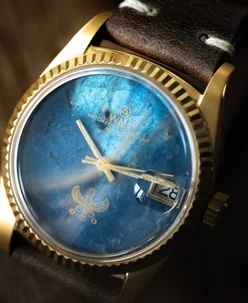 WMT Watches Cabochon – Blue Labradorite Stone Falcon Gold Plating Edition