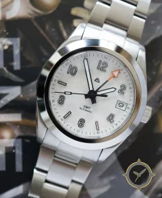 A4 Prelude 37 GMT White Snowflake (Floor Model)